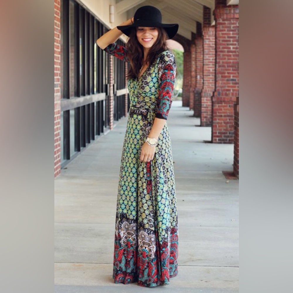 Moroccan Boho Faux Wrap Maxi Dress 🌿 | V-Neck | Belted | Statement Print - Picture 3 of 15